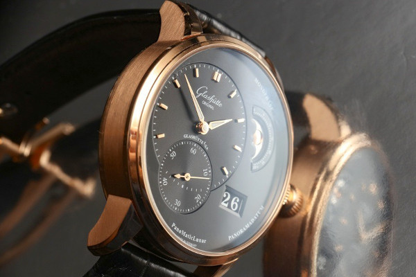 glashutte-panomaticlunar01pub